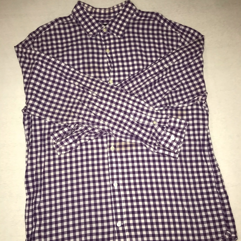 Men’s casual button-down longsleeve